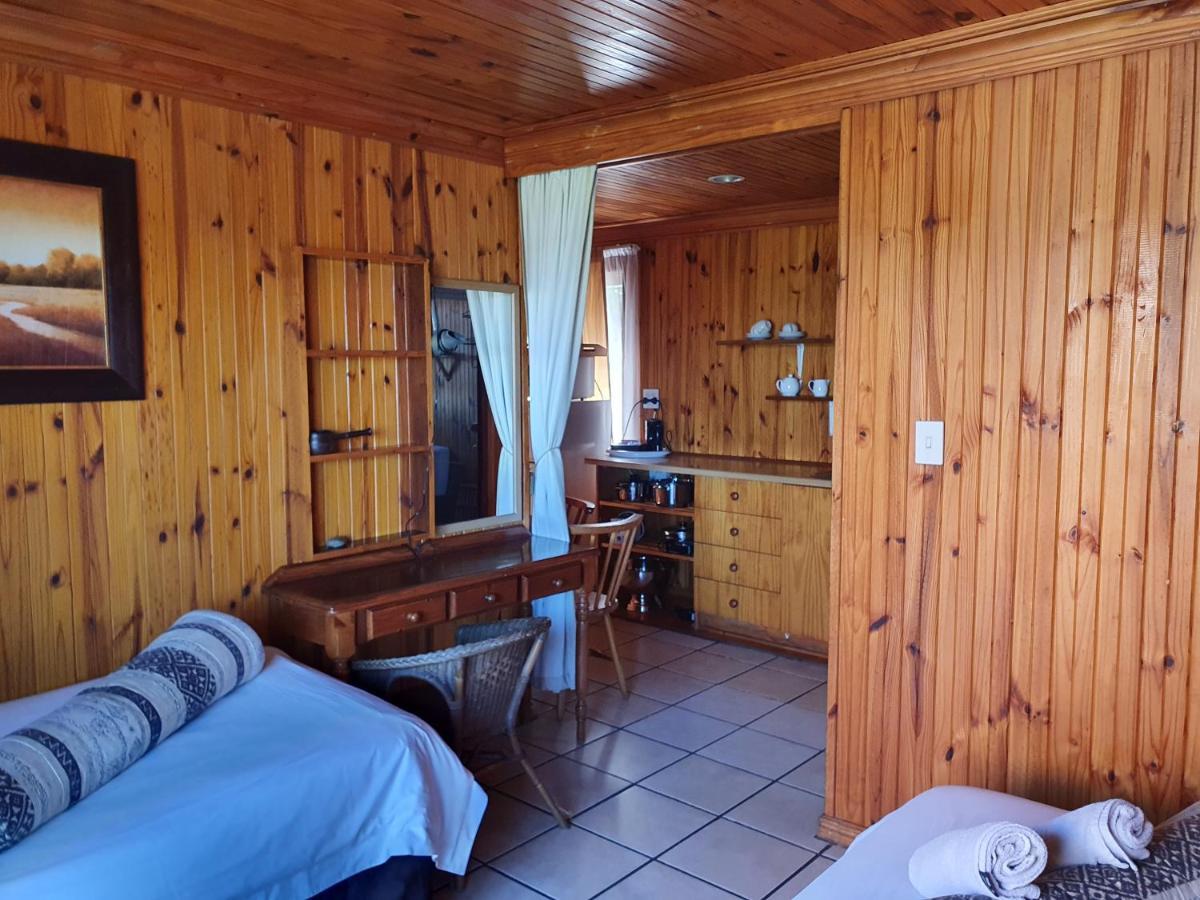 Lakeside Accommodation Knysna Exterior photo