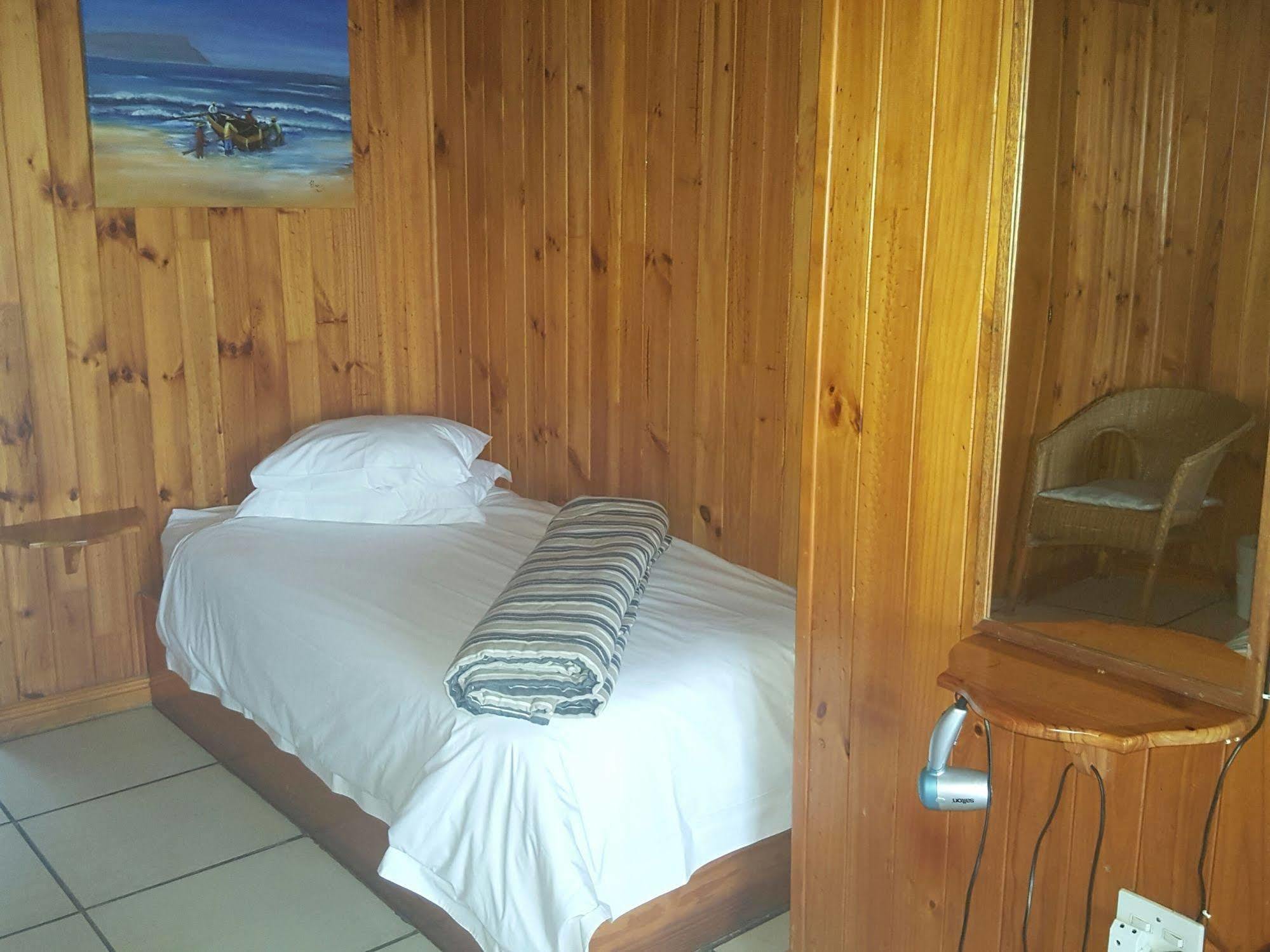 Lakeside Accommodation Knysna Exterior photo